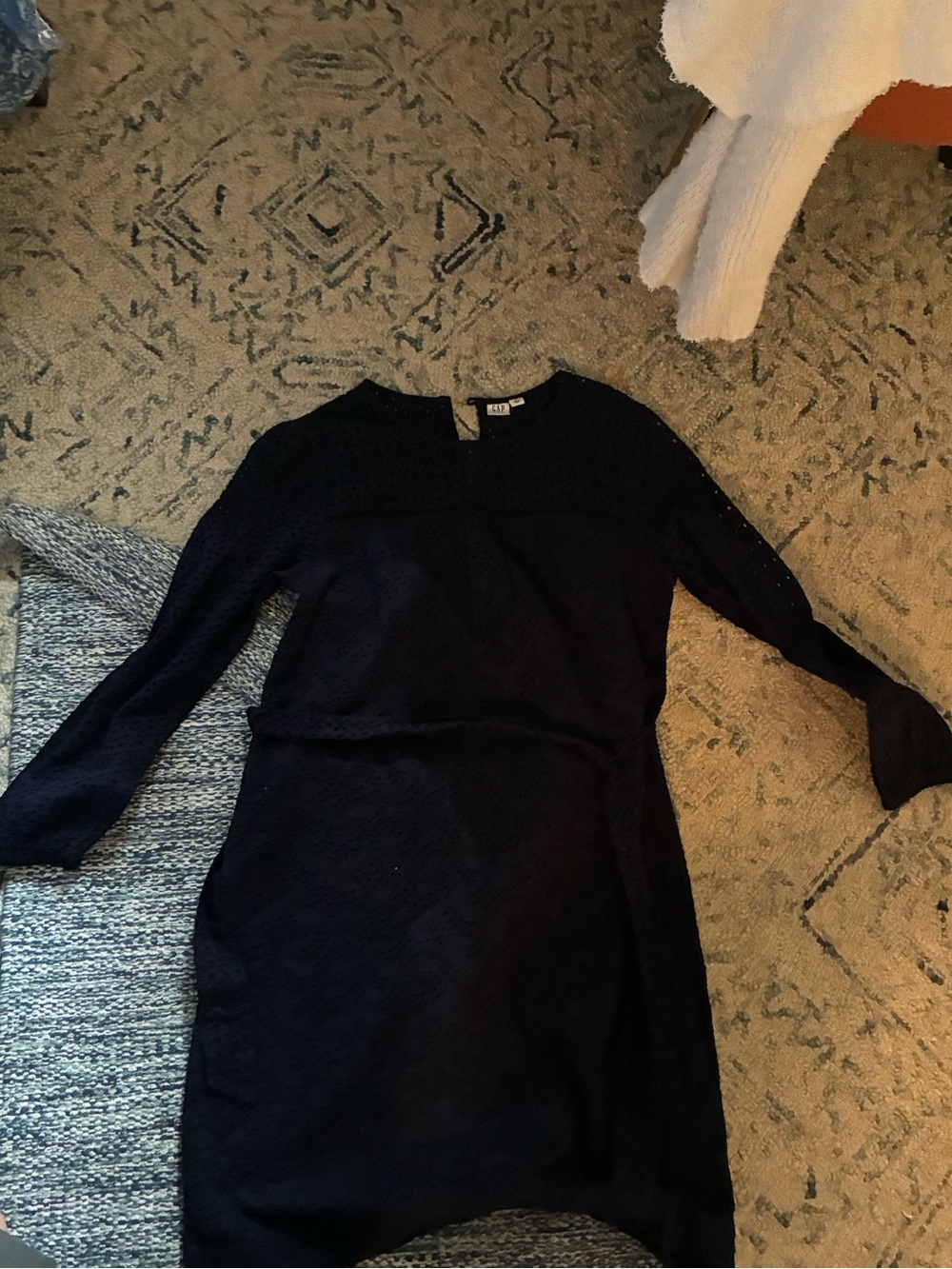 Women's Navy Long-Sleeve Lace Shift Dress
